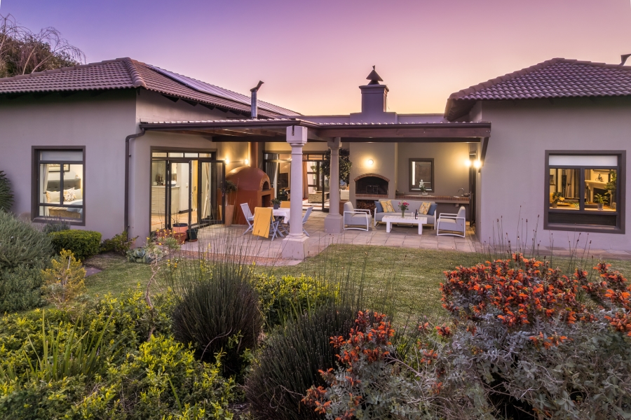 4 Bedroom Property for Sale in Klein Zevenwacht Western Cape